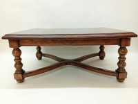 Gründerzeittisch in massiver Eiche, ca. 1870