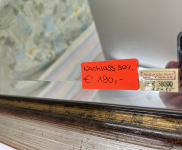 Spiegel achteckig mit goldfarbener Einfassung